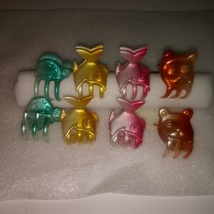 Hair jaw clips in a variety of colors